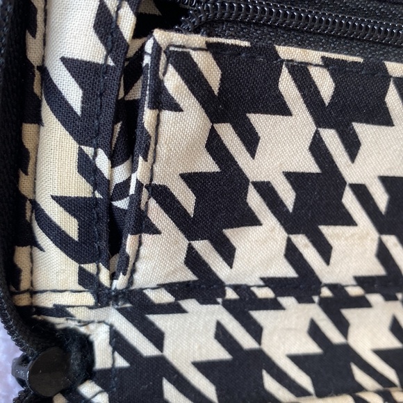 Vera Bradley All in One Wristlet- Bittersweet - Picture 7 of 9